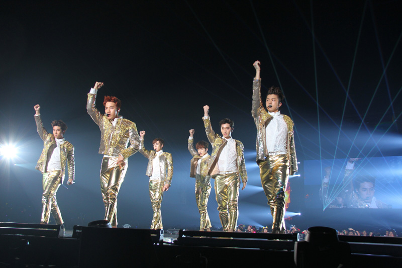 2PM　ARENA TOUR 2015　“2PM OF 2PM”初日公演、福岡からスタートサムネイル画像