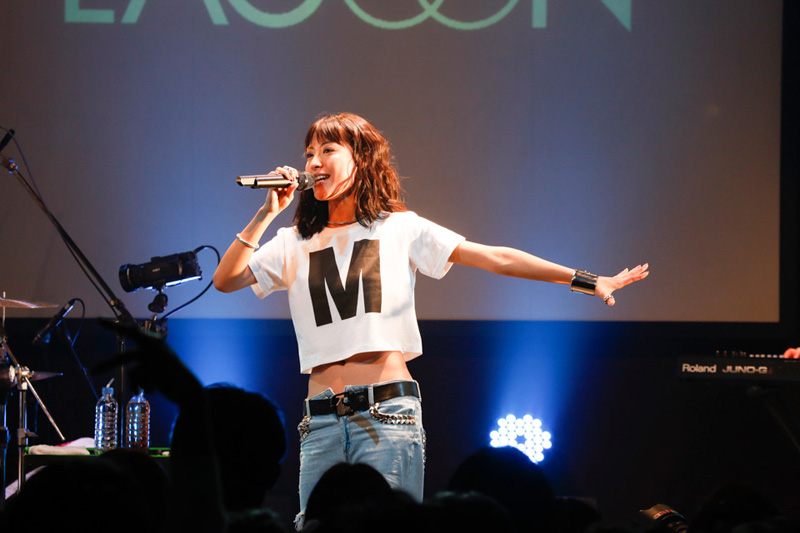 女優・瀧本美織がVocalを務める『LAGOON』が初ライブ！