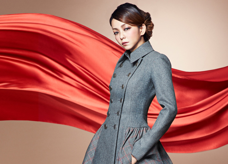 快挙！安室奈美恵、21年連続シングルTOP10入りで“ソロ歴代単独トップ”サムネイル画像