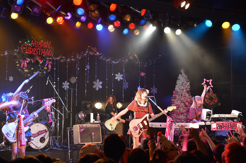 Silent Siren クリスマスライブで日本武道館公演のソールドアウトを発表サムネイル画像