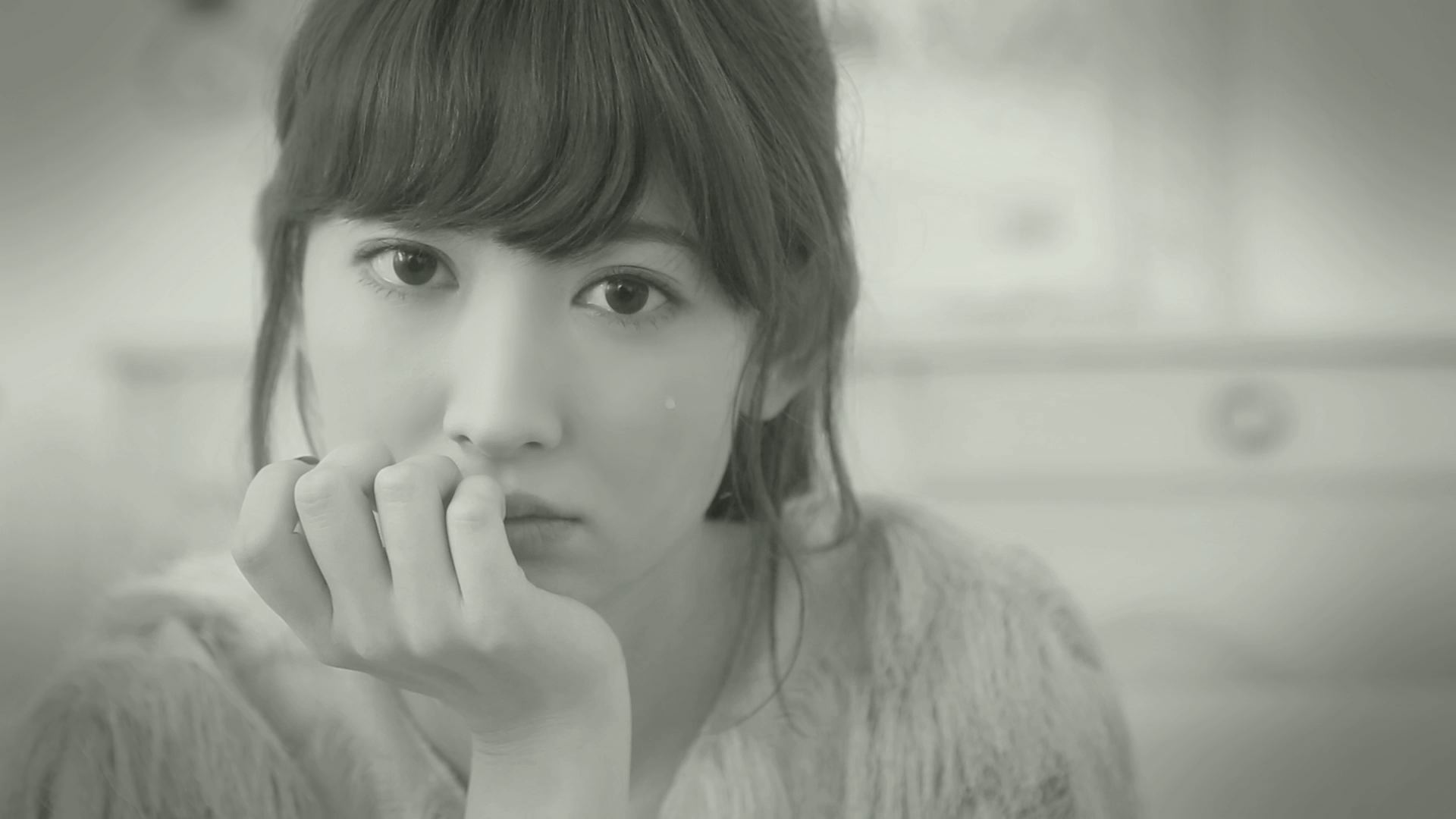 AKB48小嶋陽菜が、LUHICAの新曲MVで迫真の「昔のカノジョ」役サムネイル画像