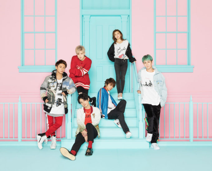 AAAのイベント「AAA NEW YEAR PARTY 2018」ロゴ＆グッズラインナップ解禁