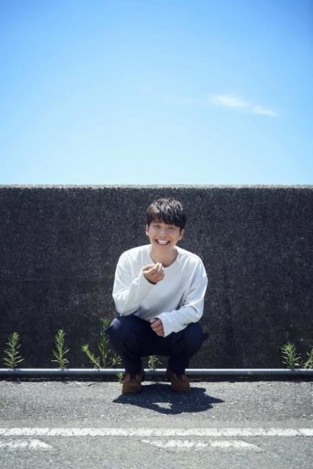 星野源『アイデア』MVで喪服を着た理由明かし「鳥肌が」「深すぎる…」と反響
