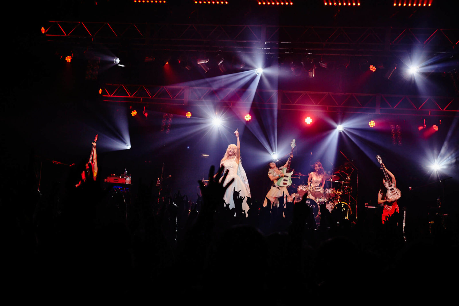 Aldious、Re:NO在籍時のファイナル公演のライブ映像を期間限定で公開サムネイル画像!