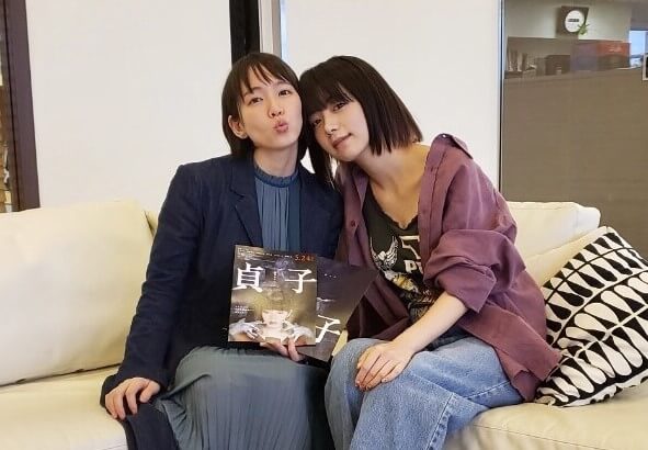 「出していない魅力が詰まりすぎてる！」池田エライザ×吉岡里帆 仲良し2人が本音で語る1時間サムネイル画像!