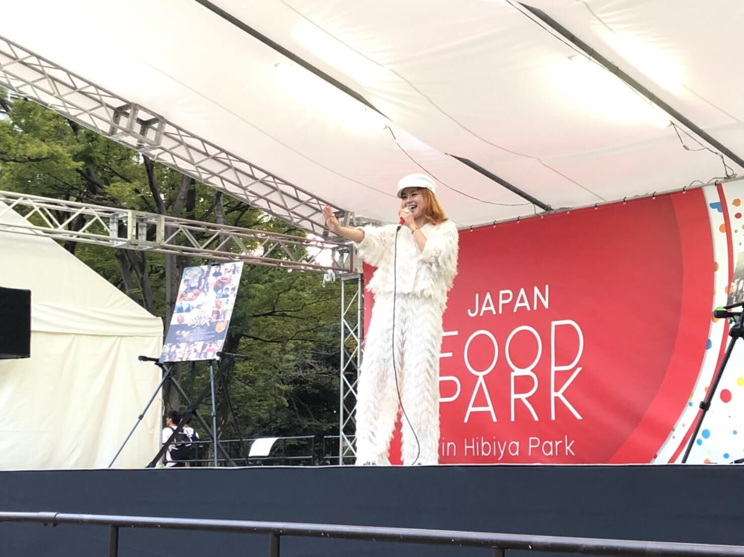 TABARU「JAPAN FOOD PARK 2019」のドラマ『逃亡料理人ワタナベ』ブースで特別ライブ開催