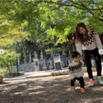 「めっちゃ可愛い」愛川ゆず季、1歳5ヶ月息子との“親子ペアルック”SHOT公開で「真似っ子したい」の声
