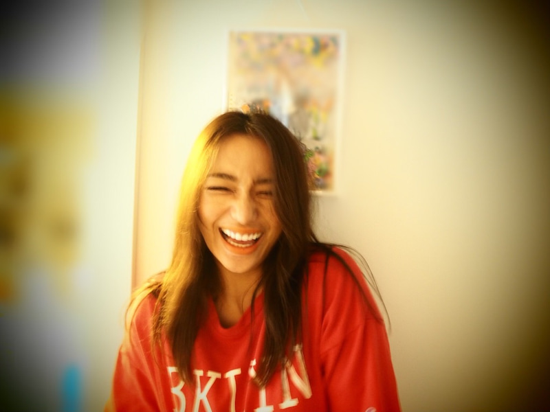 高橋メアリージュン、くしゃくしゃの“大笑顔SHOT”公開に反響「ハッピーパワーいただきました」「素敵過ぎる」サムネイル画像!