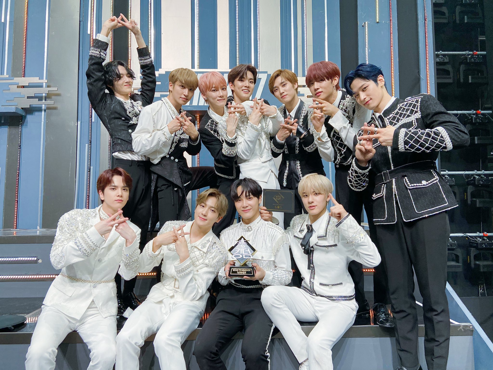 世界的に有名な www THEBOYZ ヒョンジェ ソヌ MD ワイングラス